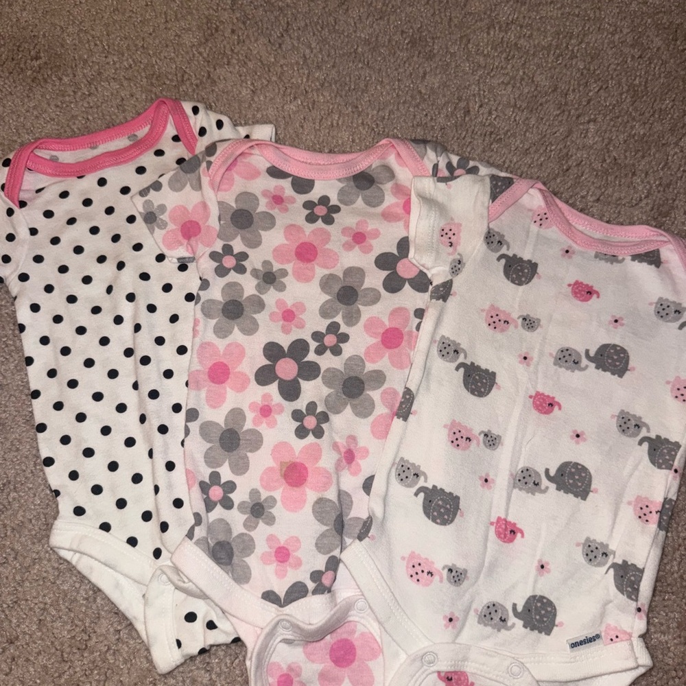 3-Pack Baby Onesies, Gerber, 0-3 Months